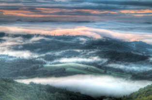 The fog rolls away at Grayson Highlands